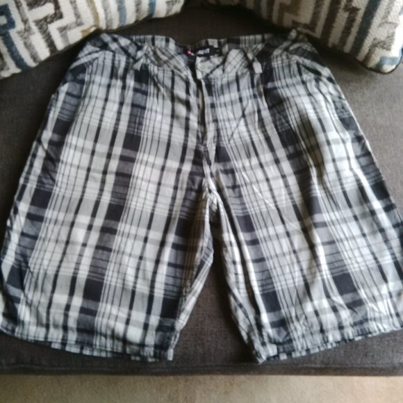 Element Mens Shorts - Picture 2 of 5